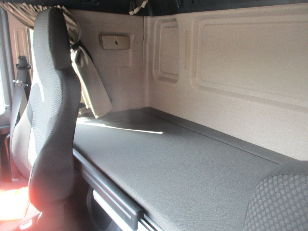 Koffer Transporter MAN TGL 8.190: das Bild 14