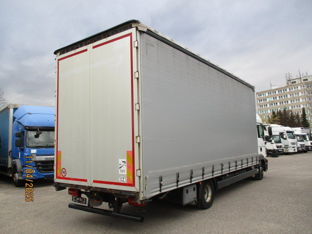 MAN TGL12.250 - Plane LKW: das Bild 5 MAN TGL12.250 - Plane LKW: das Bild 5