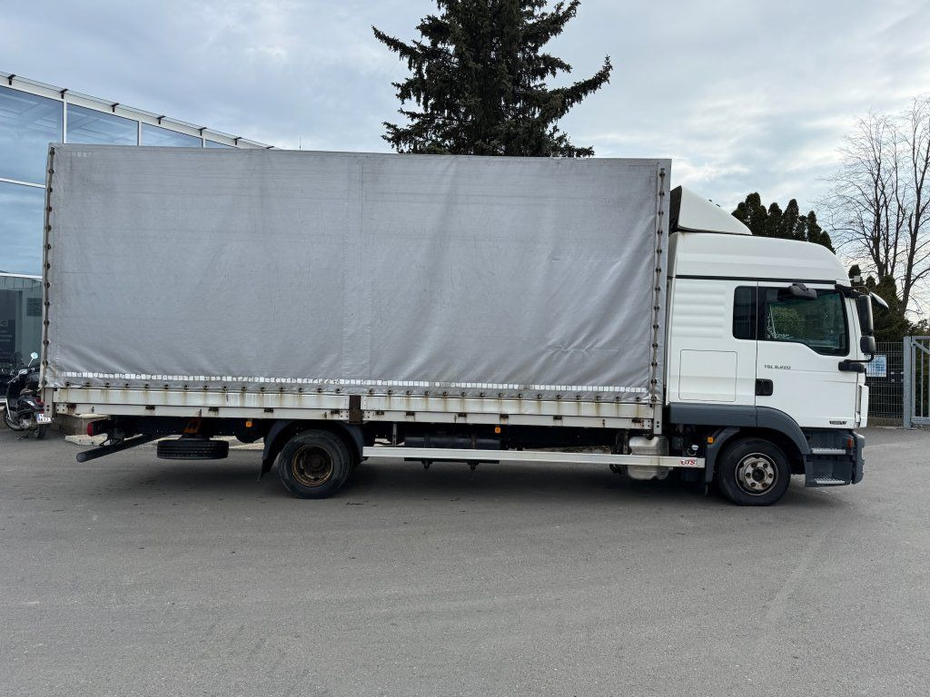 MAN TGL8.220 EURO 6 - Planen Transporter: das Bild 3 MAN TGL8.220 EURO 6 - Planen Transporter: das Bild 3