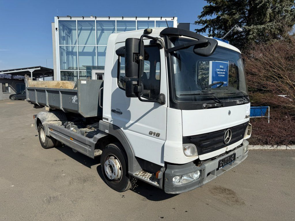 Mercedes-Benz 916 Atego EURO 4 - Abrollkipper: das Bild 2 Mercedes-Benz 916 Atego EURO 4 - Abrollkipper: das Bild 2
