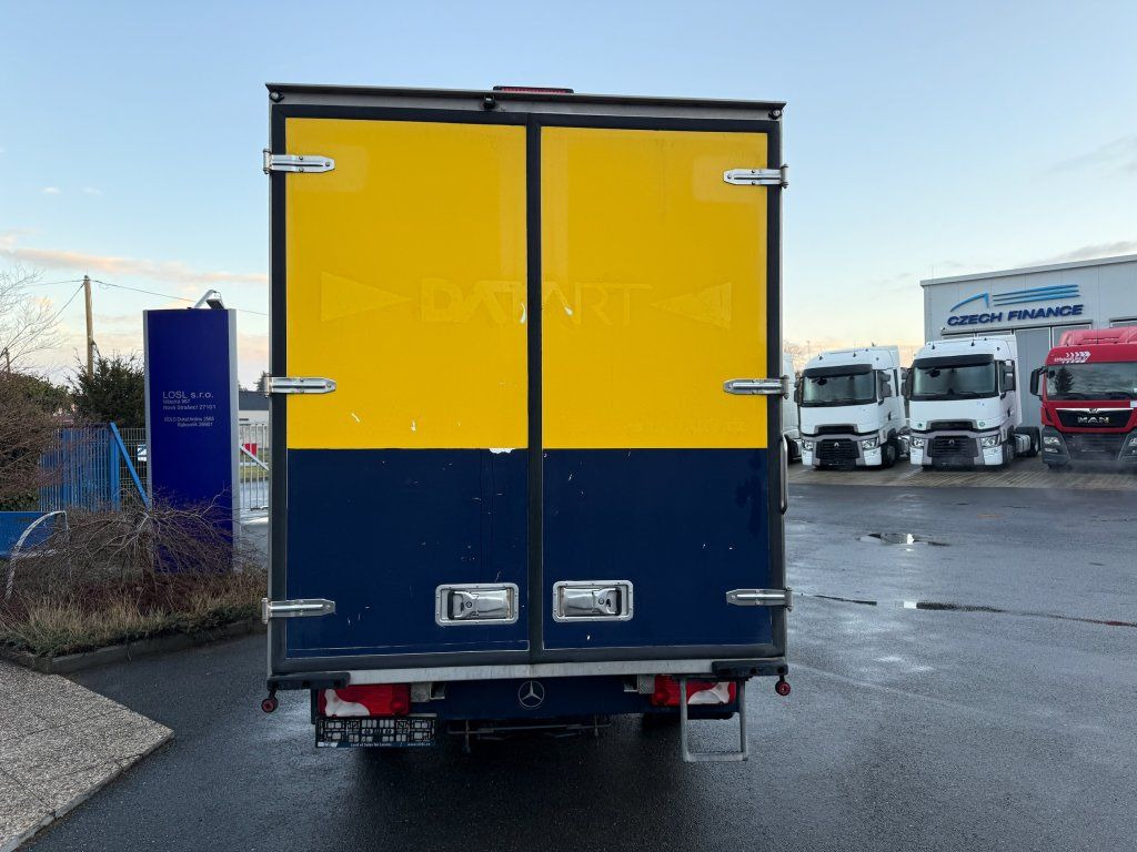 Mercedes-Benz Sprinter 314CDi - Koffer Transporter: das Bild 4 Mercedes-Benz Sprinter 314CDi - Koffer Transporter: das Bild 4