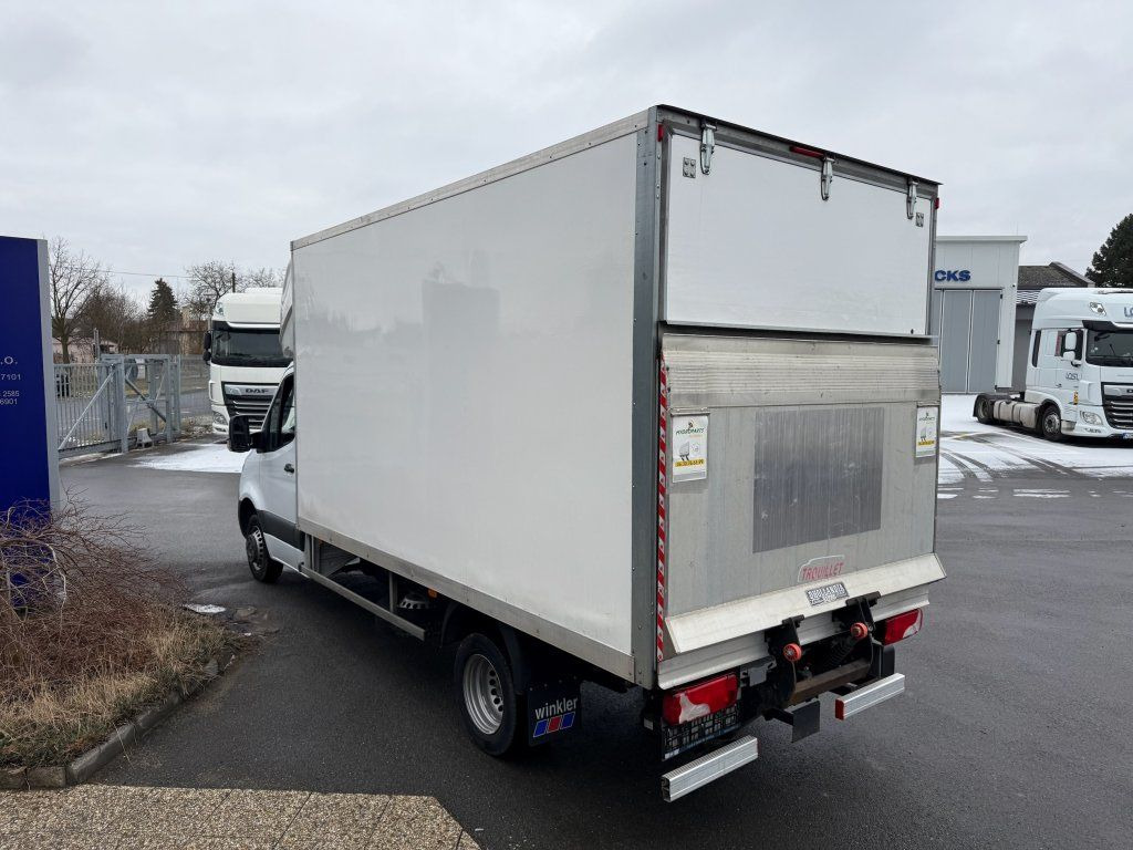 Mercedes-Benz Sprinter 514 CDi - Koffer Transporter: das Bild 4 Mercedes-Benz Sprinter 514 CDi - Koffer Transporter: das Bild 4