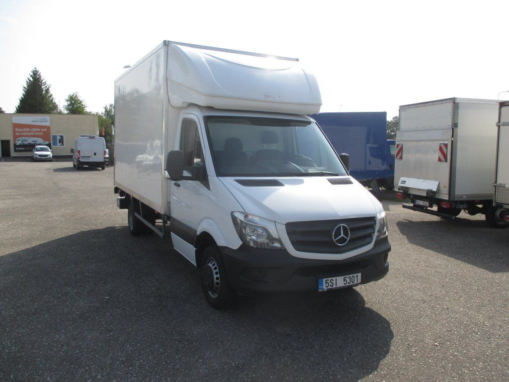 Mercedes-Benz Sprinter 514 CDi - Koffer Transporter: das Bild 2 Mercedes-Benz Sprinter 514 CDi - Koffer Transporter: das Bild 2
