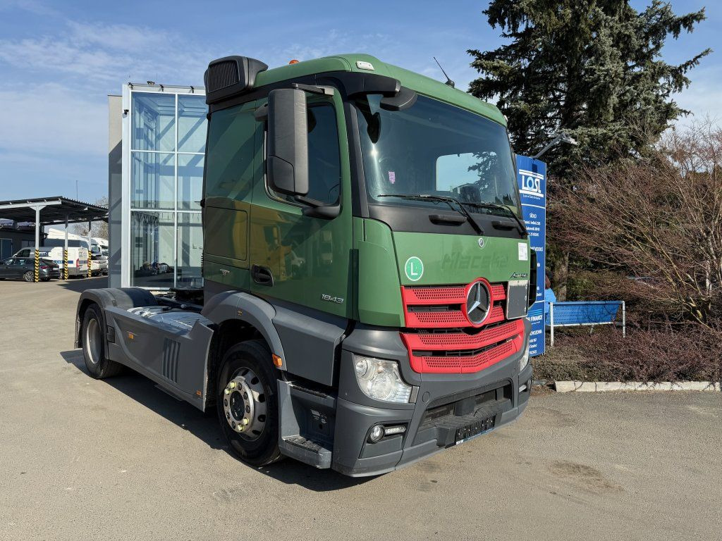 Mercedes-Benz 1843 Actros ADR FL, EX/II, EX/III, AT - Sattelzugmaschine: das Bild 2 Mercedes-Benz 1843 Actros ADR FL, EX/II, EX/III, AT - Sattelzugmaschine: das Bild 2