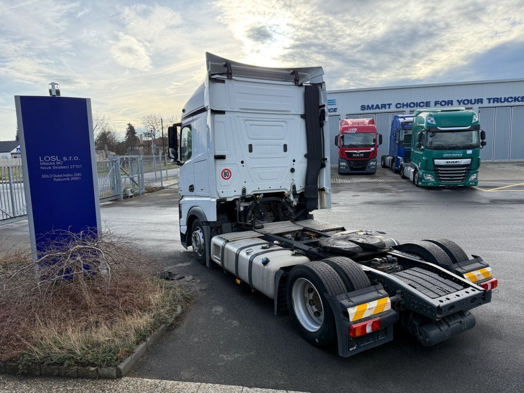 Mercedes-Benz 1845 Actros EURO 6 MEGA/lowdeck - Sattelzugmaschine: das Bild 5 Mercedes-Benz 1845 Actros EURO 6 MEGA/lowdeck - Sattelzugmaschine: das Bild 5