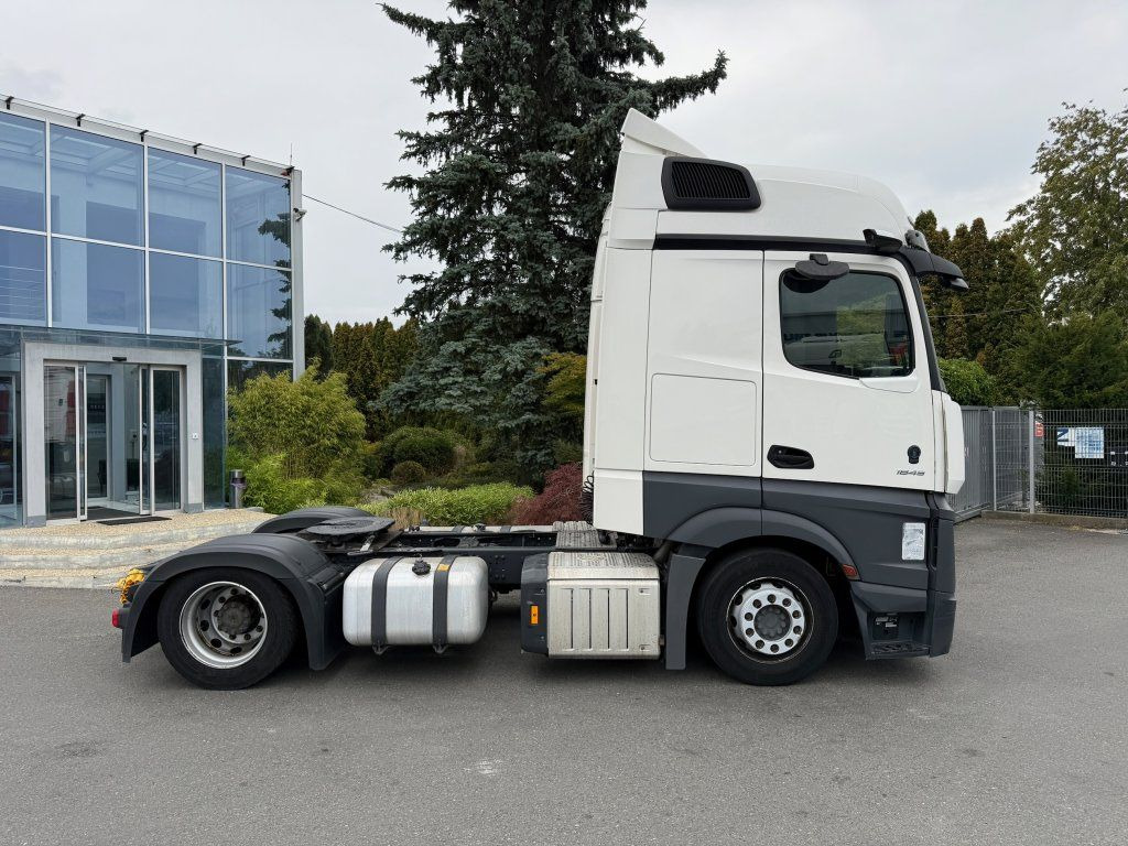 Mercedes-Benz 1845 Actros EURO 6 MEGA/lowdeck - Sattelzugmaschine: das Bild 3 Mercedes-Benz 1845 Actros EURO 6 MEGA/lowdeck - Sattelzugmaschine: das Bild 3