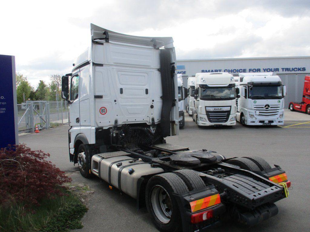 Mercedes-Benz 1845 Actros EURO 6 MEGA/lowdeck - Sattelzugmaschine: das Bild 5 Mercedes-Benz 1845 Actros EURO 6 MEGA/lowdeck - Sattelzugmaschine: das Bild 5