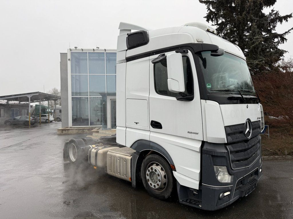 Mercedes-Benz 1845 Actros EURO 6 MEGA/lowdeck - Sattelzugmaschine: das Bild 2 Mercedes-Benz 1845 Actros EURO 6 MEGA/lowdeck - Sattelzugmaschine: das Bild 2