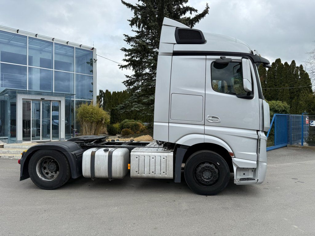 Mercedes-Benz 1845 Actros EURO 6 Retarder - Sattelzugmaschine: das Bild 3 Mercedes-Benz 1845 Actros EURO 6 Retarder - Sattelzugmaschine: das Bild 3