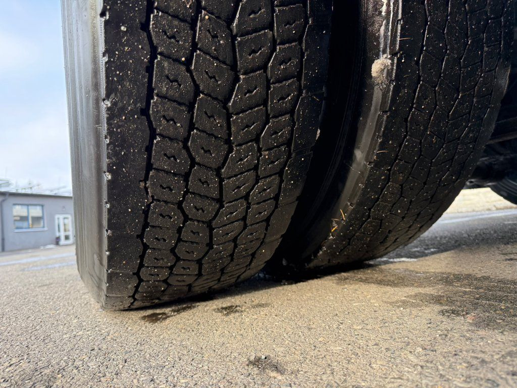 Sattelzugmaschine Volvo FM12.460 6x2 EURO 3: das Bild 10 Sattelzugmaschine Volvo FM12.460 6x2 EURO 3: das Bild 10