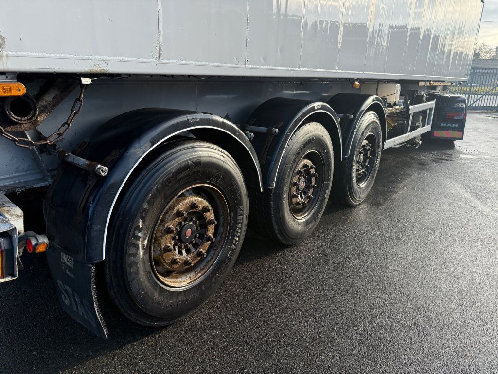 Kipper Auflieger Stas 50m3: das Bild 16