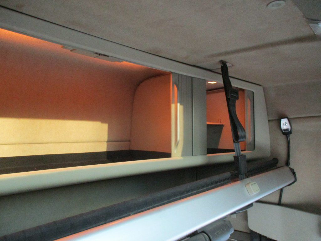 Plane LKW Volvo FH500 6x2 Euro 6 + Schmitz: das Bild 15