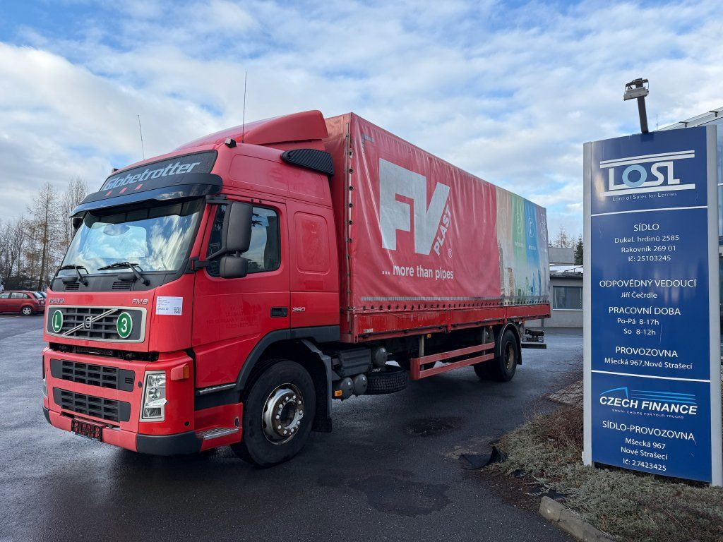 Volvo FM260 EURO 3 - Plane LKW: das Bild 1 Volvo FM260 EURO 3 - Plane LKW: das Bild 1