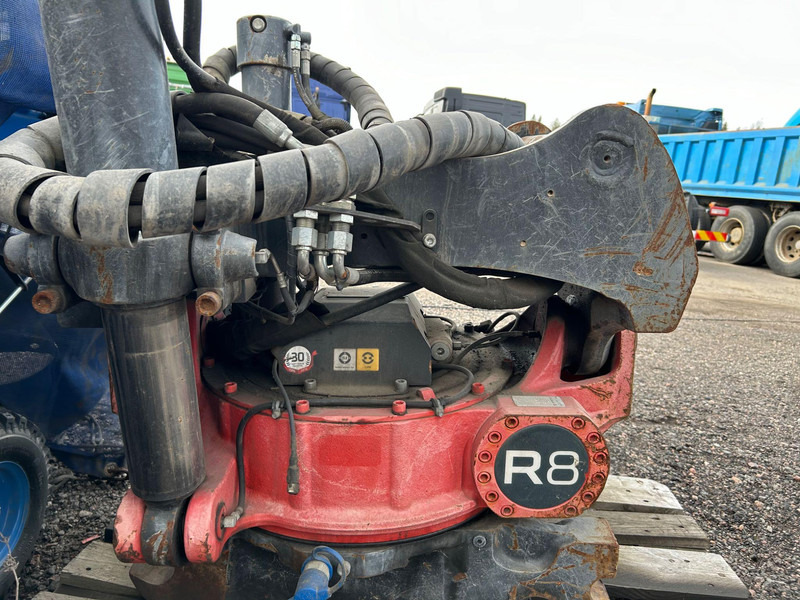 ROTOTILT R8 - Anbauteil für Baumaschine: das Bild 1 ROTOTILT R8 - Anbauteil für Baumaschine: das Bild 1