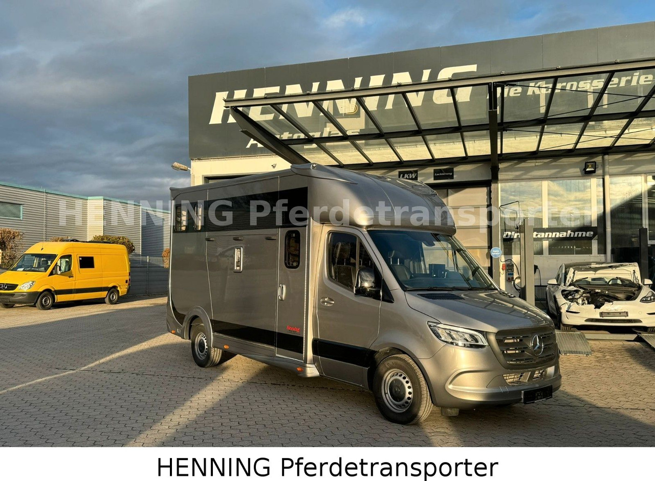 Mercedes-Benz Sprinter 3 - Sitzer - Tiertransporter LKW: das Bild 1 Mercedes-Benz Sprinter 3 - Sitzer - Tiertransporter LKW: das Bild 1