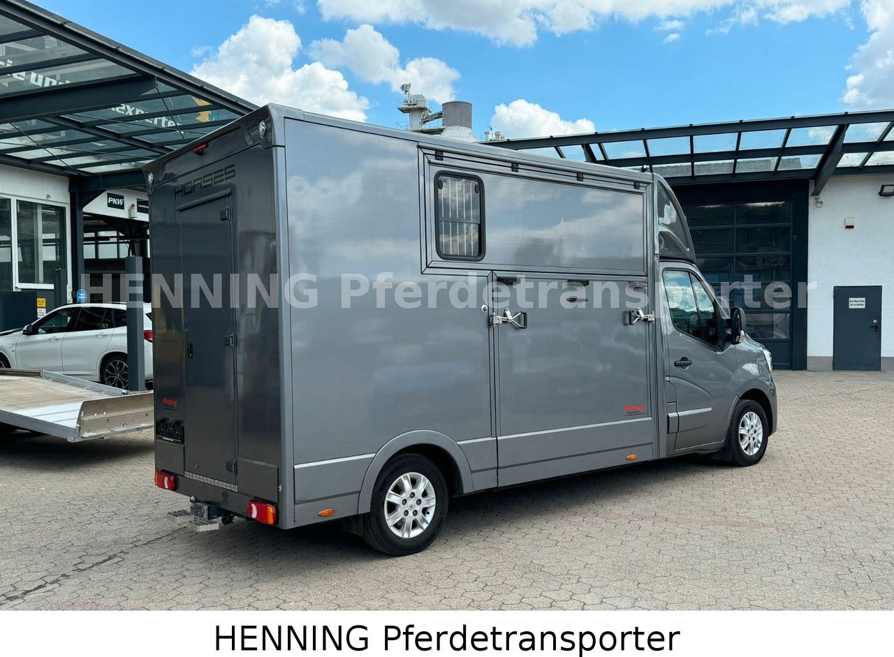 Renault 3-Sitzer - Pferdetransporter, Transporter: das Bild 2 Renault 3-Sitzer - Pferdetransporter, Transporter: das Bild 2