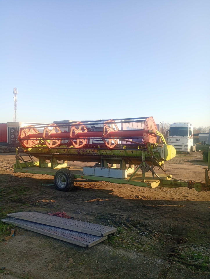 Claas dominator 218 - Erntemaschine: das Bild 2 Claas dominator 218 - Erntemaschine: das Bild 2