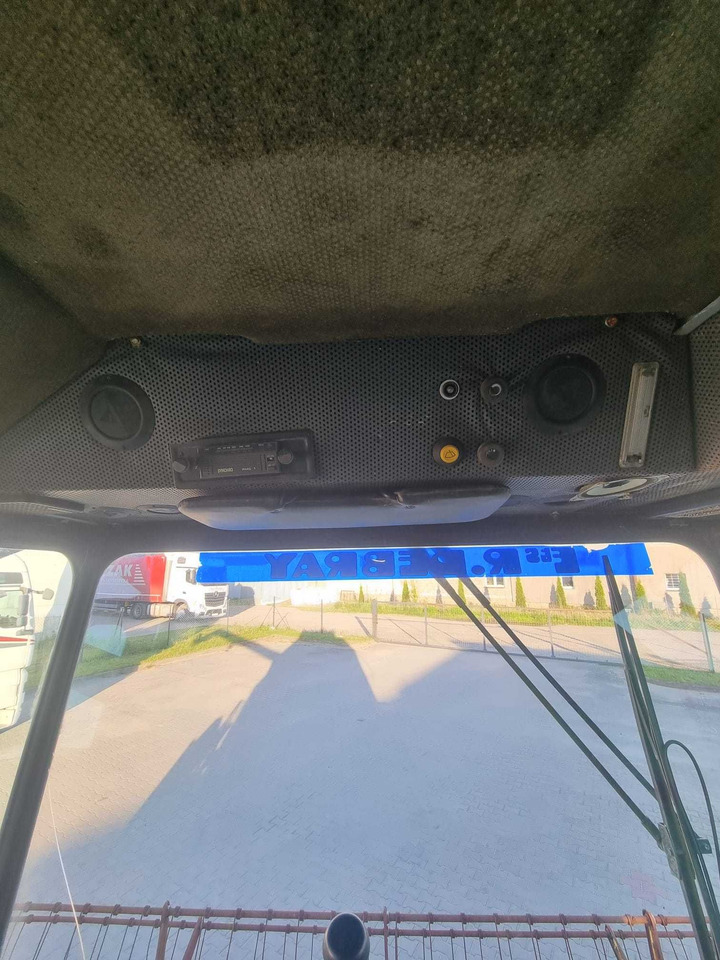 Deutz-Fahr 36.40 - Erntemaschine: das Bild 4 Deutz-Fahr 36.40 - Erntemaschine: das Bild 4