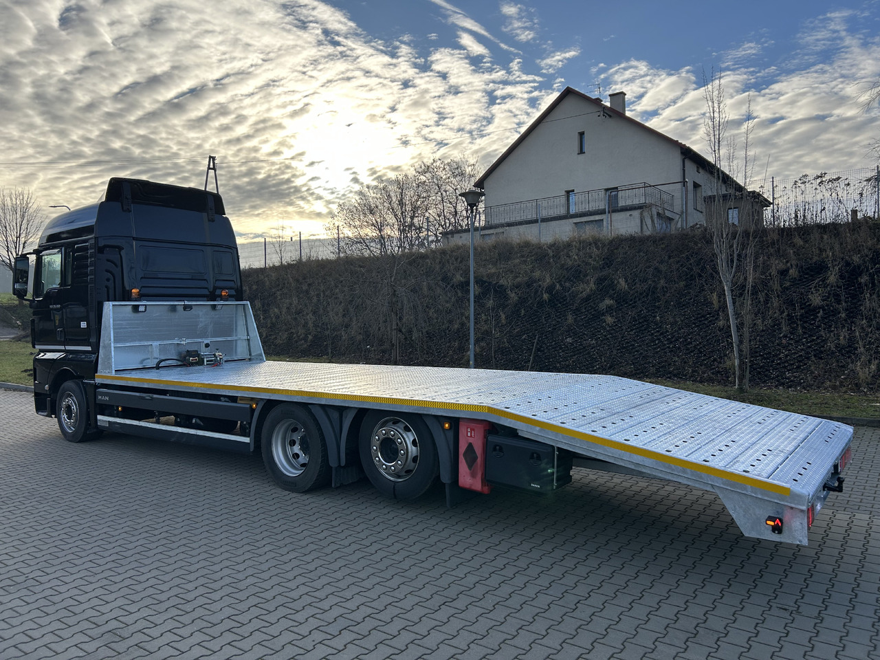 MAN TGX 26.460 / NEW GALVANIZED TOW TRUCK 2025 / WINCH - Autotransporter LKW: das Bild 4 MAN TGX 26.460 / NEW GALVANIZED TOW TRUCK 2025 / WINCH - Autotransporter LKW: das Bild 4