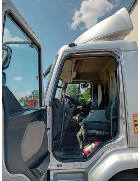 Renault Midlum 280 dxi - manual gearbox / steel suspension lames - Plane LKW: das Bild 5 Renault Midlum 280 dxi - manual gearbox / steel suspension lames - Plane LKW: das Bild 5