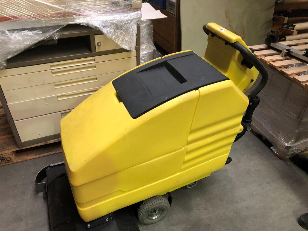 Kärcher 550 XL Bat - Scheuersaugmaschine: das Bild 4 Kärcher 550 XL Bat - Scheuersaugmaschine: das Bild 4