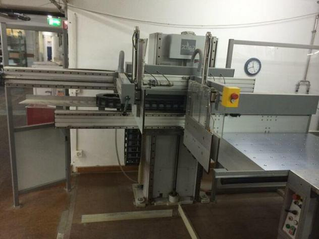 Polar Mohr TR 130 EL-4 Transomat - destacker - Papierschneidemaschine: das Bild 1 Polar Mohr TR 130 EL-4 Transomat - destacker - Papierschneidemaschine: das Bild 1