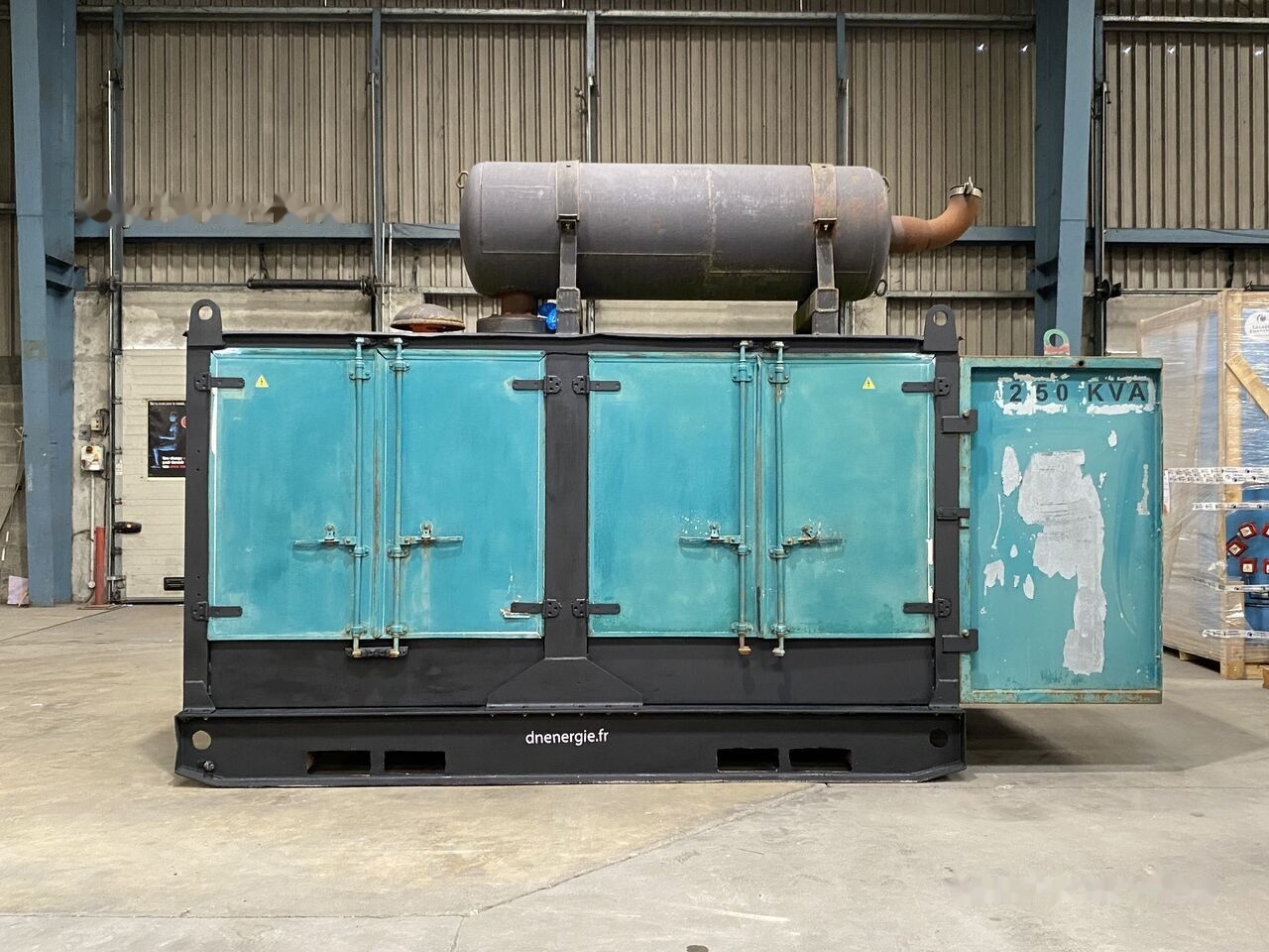 IVECO 250 kVa 8210SRI - Stromgenerator: das Bild 1 IVECO 250 kVa 8210SRI - Stromgenerator: das Bild 1