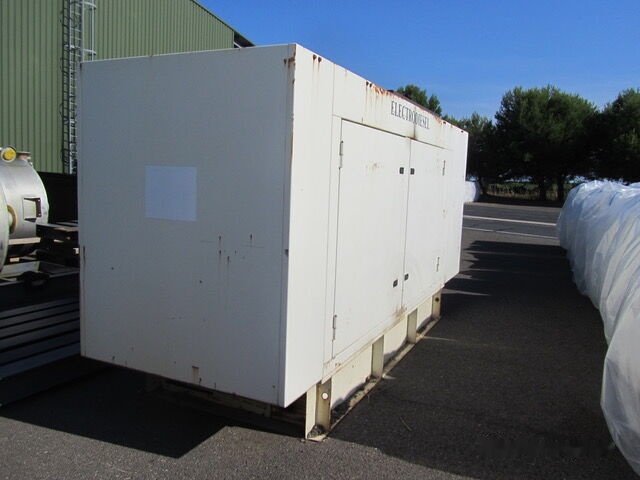 IVECO 250 kVa - Stromgenerator: das Bild 1 IVECO 250 kVa - Stromgenerator: das Bild 1