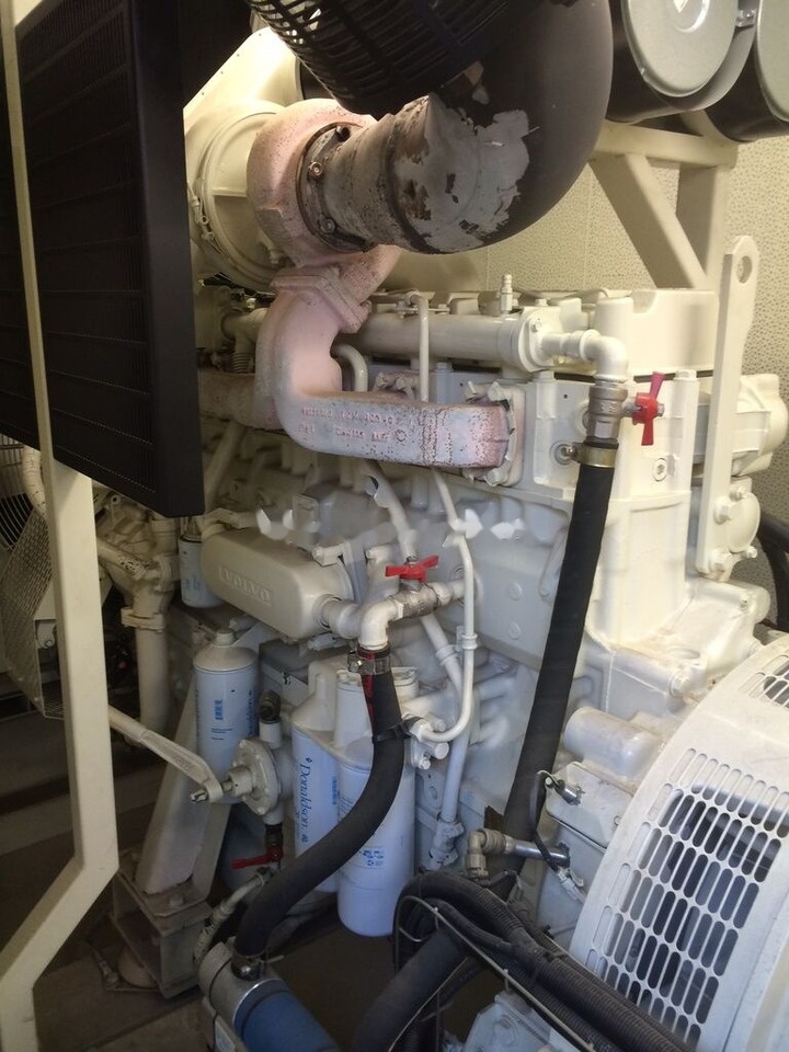 Volvo 500 kVa TAD1631 - Stromgenerator: das Bild 4 Volvo 500 kVa TAD1631 - Stromgenerator: das Bild 4