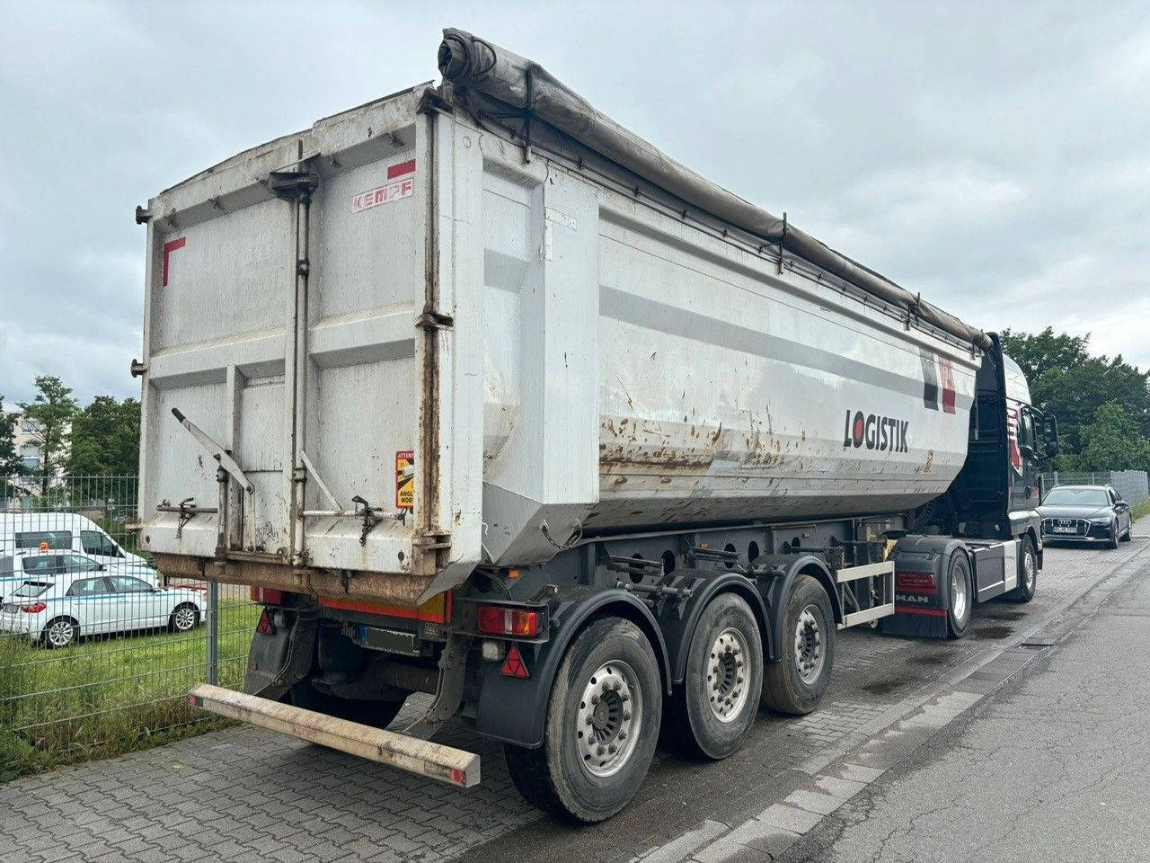 Kempf SKM 35-3 45m³/Stahl /Liftachse/Alufelgen /SAF Kempf SKM 35-3 45m³/Stahl /Liftachse/Alufelgen /SAF - Kipper Auflieger: das Bild 1 Kempf SKM 35-3 45m³/Stahl /Liftachse/Alufelgen /SAF Kempf SKM 35-3 45m³/Stahl /Liftachse/Alufelgen /SAF - Kipper Auflieger: das Bild 1