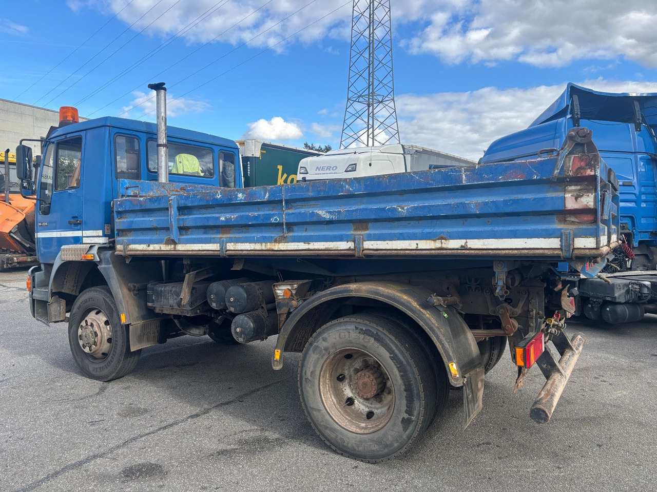 MAN 14.224 12.220 4x4 Meiller 3 Seitenkipper – Leasing MAN 14.224 12.220 4x4 Meiller 3 Seitenkipper: das Bild 10