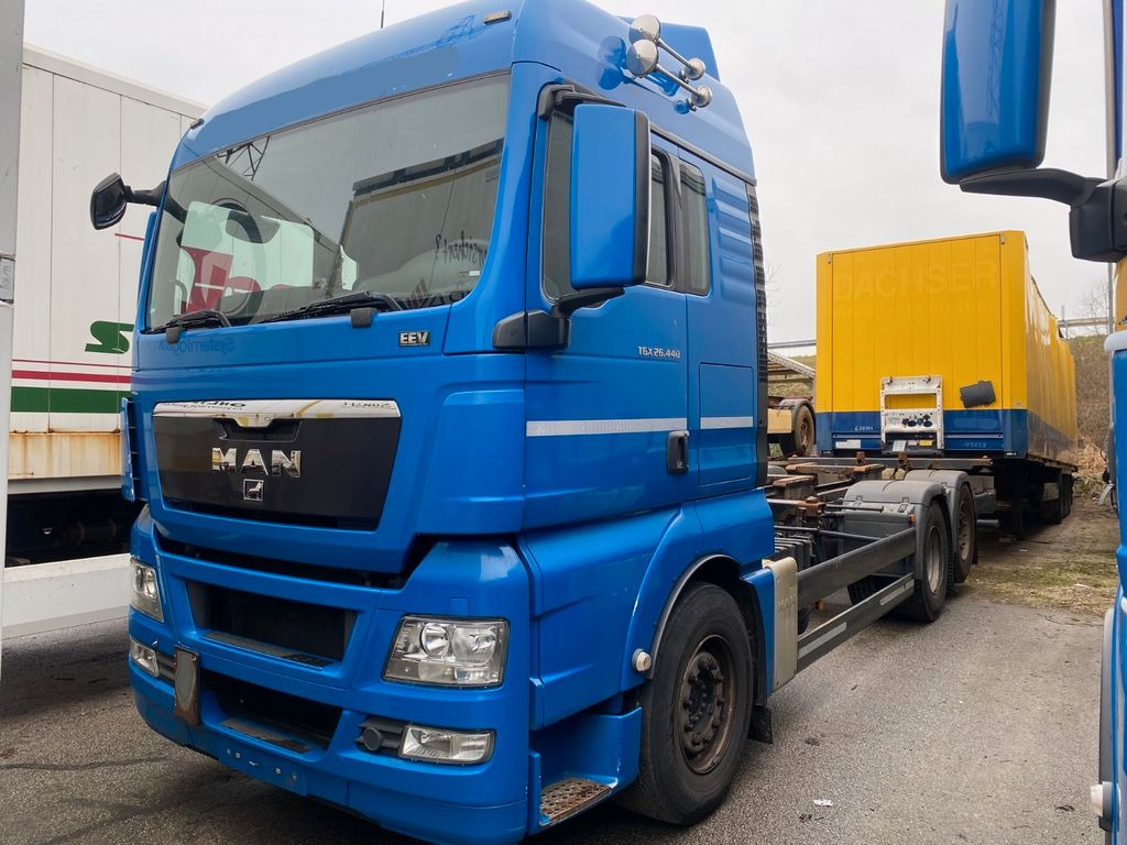 MAN TGX 26.440 EEV /Retarder/Lift/StandHei/2 Stück MAN TGX 26.440 EURO V EEV 2 Stück - Containerwagen/ Wechselfahrgestell LKW: das Bild 1 MAN TGX 26.440 EEV /Retarder/Lift/StandHei/2 Stück MAN TGX 26.440 EURO V EEV 2 Stück - Containerwagen/ Wechselfahrgestell LKW: das Bild 1