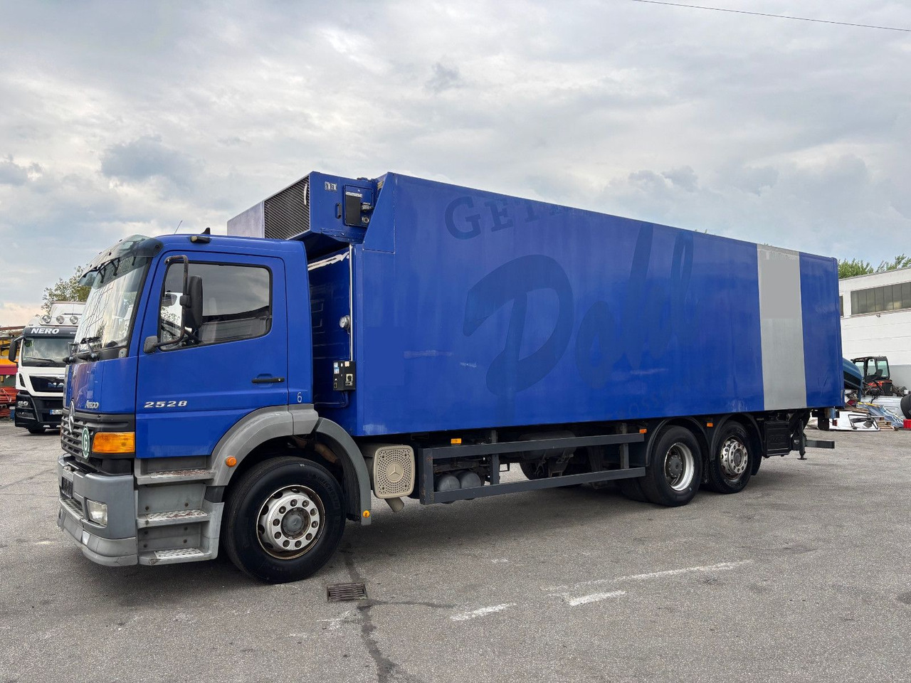Mercedes-Benz 2528 L LBW/Klima/Frigoblock - Kühlkoffer LKW: das Bild 2 Mercedes-Benz 2528 L LBW/Klima/Frigoblock - Kühlkoffer LKW: das Bild 2