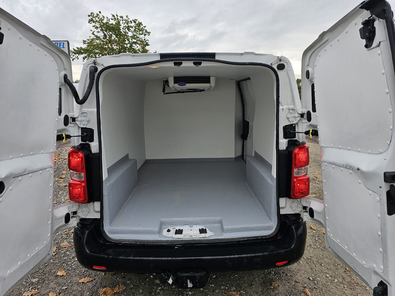 Citroen JUMPY CHLODNIA MROZNIA CARRIER+230V KLIMA NAVI EURO6 - Kühltransporter: das Bild 1 Citroen JUMPY CHLODNIA MROZNIA CARRIER+230V KLIMA NAVI EURO6 - Kühltransporter: das Bild 1