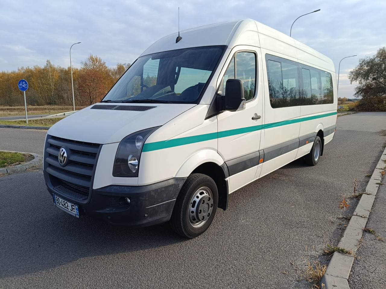 VOLKSWAGEN CRAFTER 23 OSOBY KLIMA WEBASTO KAMERA RETARDER HAK EURO5 - Reisebus: das Bild 3 VOLKSWAGEN CRAFTER 23 OSOBY KLIMA WEBASTO KAMERA RETARDER HAK EURO5 - Reisebus: das Bild 3