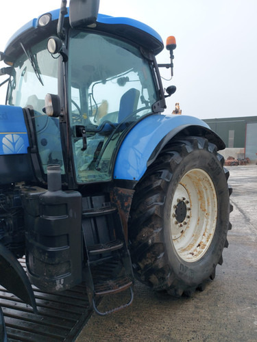 Traktor 2011 New Holland T7040: das Bild 6