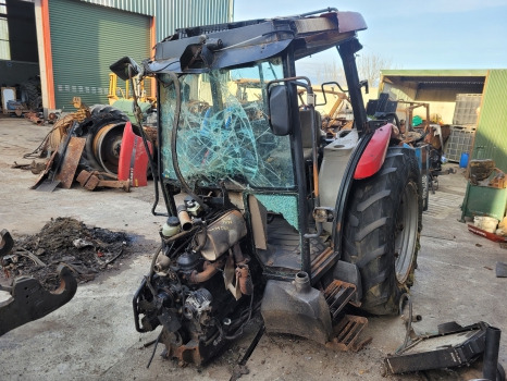 Case Jx80 Front, Rear Axle, Engine, Transmission, Cab, Hydraulic, Lift, Parts - Motor und Teile: das Bild 1 Case Jx80 Front, Rear Axle, Engine, Transmission, Cab, Hydraulic, Lift, Parts - Motor und Teile: das Bild 1