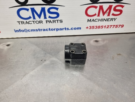 Case Mxu100, New Holland T6000, Tsa, Transmission Flange 5192922 - Getriebe: das Bild 1 Case Mxu100, New Holland T6000, Tsa, Transmission Flange 5192922 - Getriebe: das Bild 1