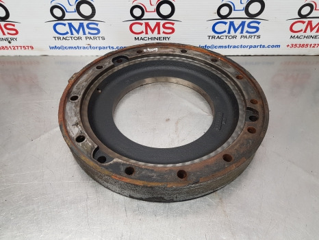 Case New Holland T6070, T6000, Puma Steyr T6050 Rear Axle Brake Spacer 87372500 - Hinterachse: das Bild 2 Case New Holland T6070, T6000, Puma Steyr T6050 Rear Axle Brake Spacer 87372500 - Hinterachse: das Bild 2