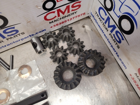 Claas, Mccormick, Carraro Proactive Suspension Front Axle Differential Core Kit 6000103942 - Vorderachse: das Bild 2 Claas, Mccormick, Carraro Proactive Suspension Front Axle Differential Core Kit 6000103942 - Vorderachse: das Bild 2