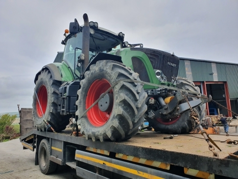 Fendt 928 Front Rear Axle, Engine, Transmission, Pto, Lift, Hydraulic, Cab Parts - Motor: das Bild 1 Fendt 928 Front Rear Axle, Engine, Transmission, Pto, Lift, Hydraulic, Cab Parts - Motor: das Bild 1