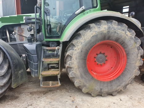 Fendt 928 Front Rear Axle, Engine, Transmission, Pto, Lift, Hydraulic, Cab Parts - Motor: das Bild 4 Fendt 928 Front Rear Axle, Engine, Transmission, Pto, Lift, Hydraulic, Cab Parts - Motor: das Bild 4