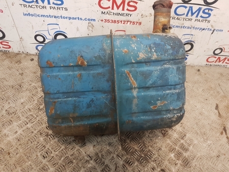 Ford 4000, 4600 Fuel Tank Original E2nn9002ba, E3nn9002kb, 83935630 - Kraftstofftank für Landmaschine: das Bild 4 Ford 4000, 4600 Fuel Tank Original E2nn9002ba, E3nn9002kb, 83935630 - Kraftstofftank für Landmaschine: das Bild 4