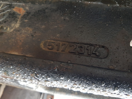 Ford 6635 Fiat L95 New Holland Tl100 Front Weight Carrier 5199414, 5172314 - Gegengewicht: das Bild 4 Ford 6635 Fiat L95 New Holland Tl100 Front Weight Carrier 5199414, 5172314 - Gegengewicht: das Bild 4