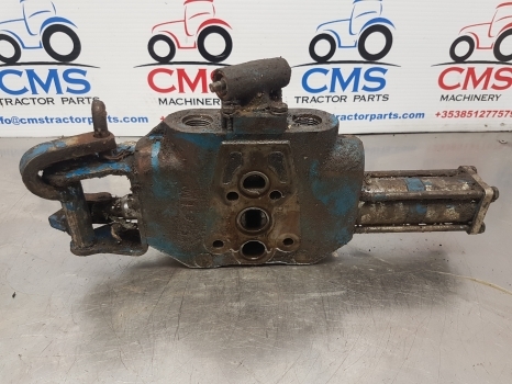 Ford 8700, 9700, Tw Series Tw15. Hydraulic Remote Valve E2nnb950ea - Hydraulik ventil für Traktor: das Bild 4 Ford 8700, 9700, Tw Series Tw15. Hydraulic Remote Valve E2nnb950ea - Hydraulik ventil für Traktor: das Bild 4
