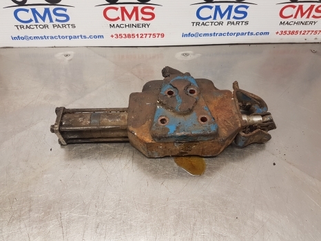 Ford 8700, 9700, Tw Series Tw15. Hydraulic Remote Valve E2nnb950ea - Hydraulik ventil für Traktor: das Bild 1 Ford 8700, 9700, Tw Series Tw15. Hydraulic Remote Valve E2nnb950ea - Hydraulik ventil für Traktor: das Bild 1