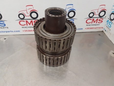 Ford New Holland 40 And Ts Series Rear Clutch Housing (kit With Shaft) 82036853 - Kupplung und Teile für Landmaschine: das Bild 1 Ford New Holland 40 And Ts Series Rear Clutch Housing (kit With Shaft) 82036853 - Kupplung und Teile für Landmaschine: das Bild 1