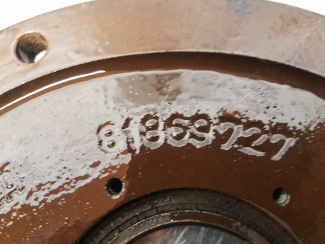 Ford New Holland 40, Ts Series Transmission Cover Plate 81869727 - Getriebe für Traktor: das Bild 4 Ford New Holland 40, Ts Series Transmission Cover Plate 81869727 - Getriebe für Traktor: das Bild 4