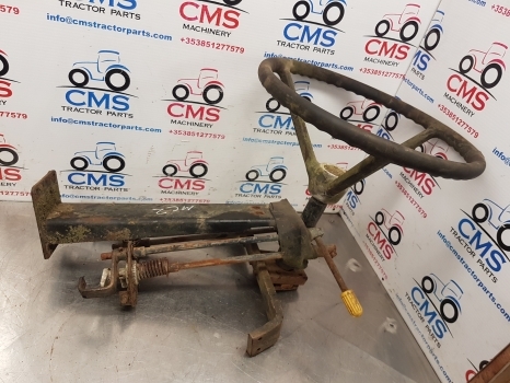 John Deere 3040, 2040, 1840, 1640, 2140 Steering Wheel And Column Assy Al27982 - Lenkung für Traktor: das Bild 1 John Deere 3040, 2040, 1840, 1640, 2140 Steering Wheel And Column Assy Al27982 - Lenkung für Traktor: das Bild 1