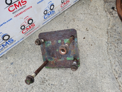 John Deere 3800 Front Axle Bracket Z73636, 19m8628, H149361 - Federung: das Bild 2 John Deere 3800 Front Axle Bracket Z73636, 19m8628, H149361 - Federung: das Bild 2